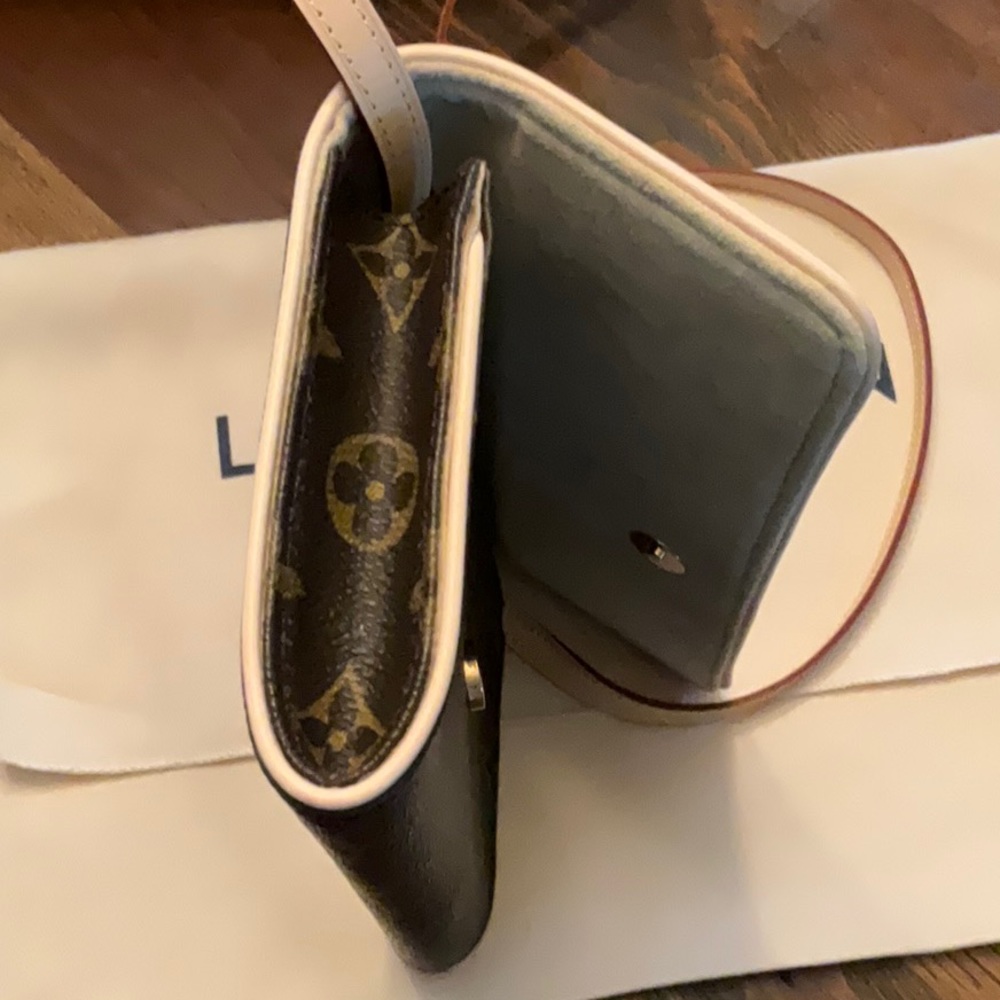 😍Louis Vuitton Pochette Twin😍 - Picture 7 of 12
